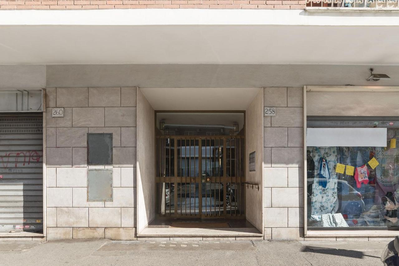 Pigneto & Malatesta Subway Flat Rom